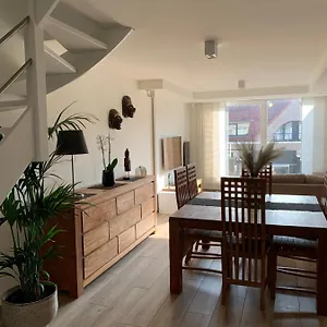 Ozzy 's Place Ostende